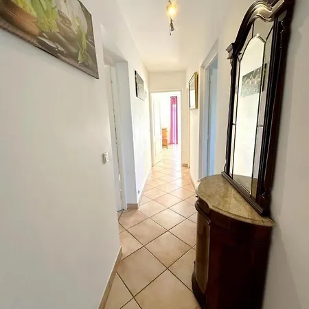 Holiday home Dunisia Leon